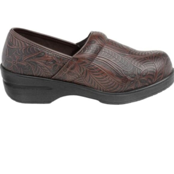 CUSHIONAIRE Clair Vegan Tooled Leather Comfort Clogs Women Brown 🆕📦🏃 💨⚡🚚 - Picture 3 of 15